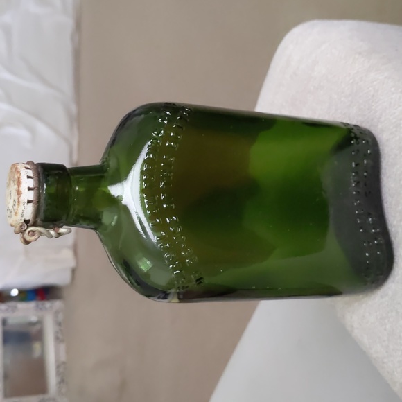 Vintage James Buchanan Glasgow Scotland Green Scotch Whiskey Bottle original cap - Picture 1 of 6